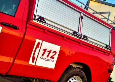 Pick up sapeurs pompiers avec rideaux sur mesures